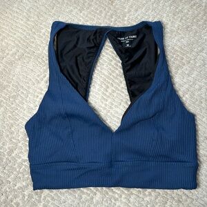 YEAR OF OURS sports bra size medium